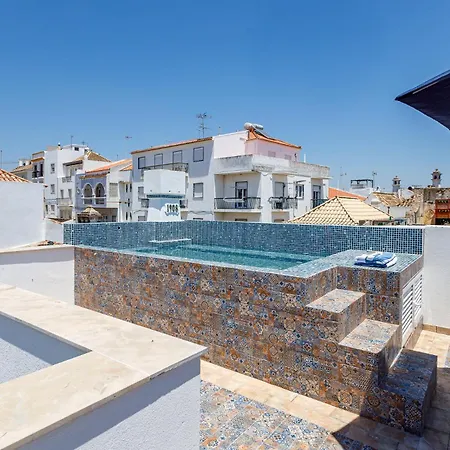 Tavirabliss Terrace *
